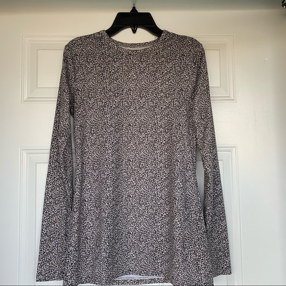 Cuddl Duds Tops - •Cuddl Duds• Microwear Animal Print Top-Size Small
